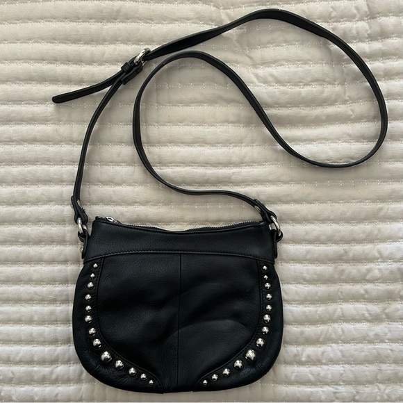 B. Makowsky Womens 100% Leather Crossbody Adjustable Strap Purse Black w/Studs - Picture 1 of 10